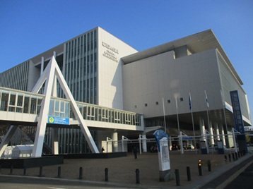 口腔外科学会発表風景2